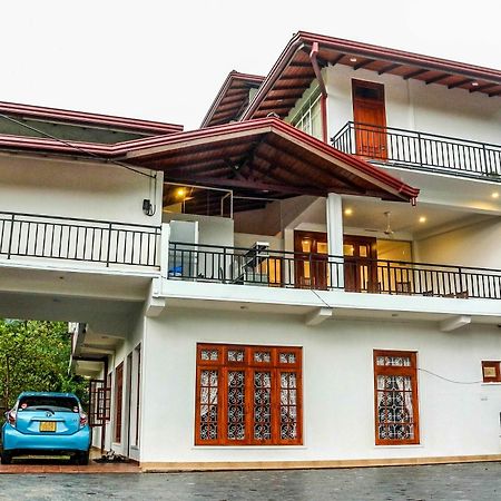 Vin Roma Inn Kandy Exterior photo