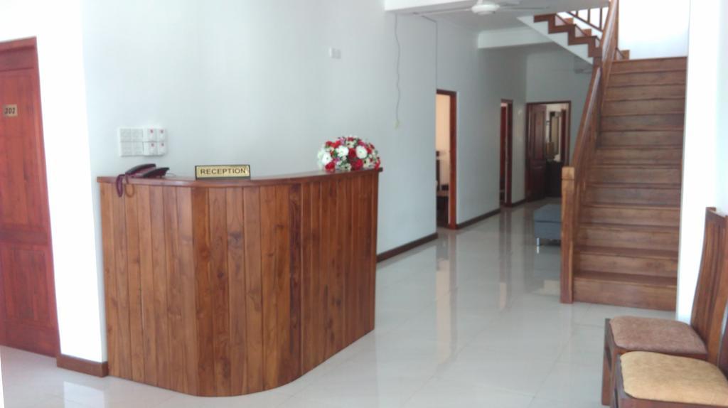 Vin Roma Inn Kandy Exterior photo