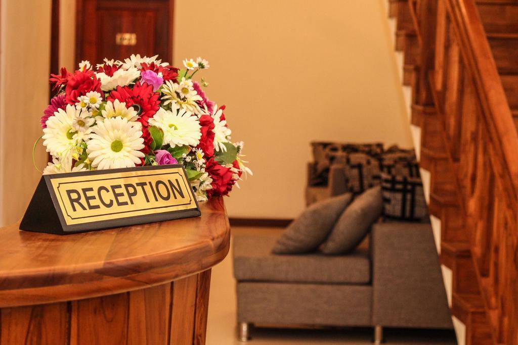 Vin Roma Inn Kandy Exterior photo